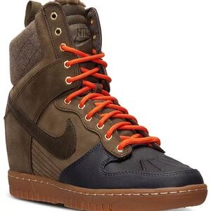 Nike Dunk Sky hi sneaker boot- wedge